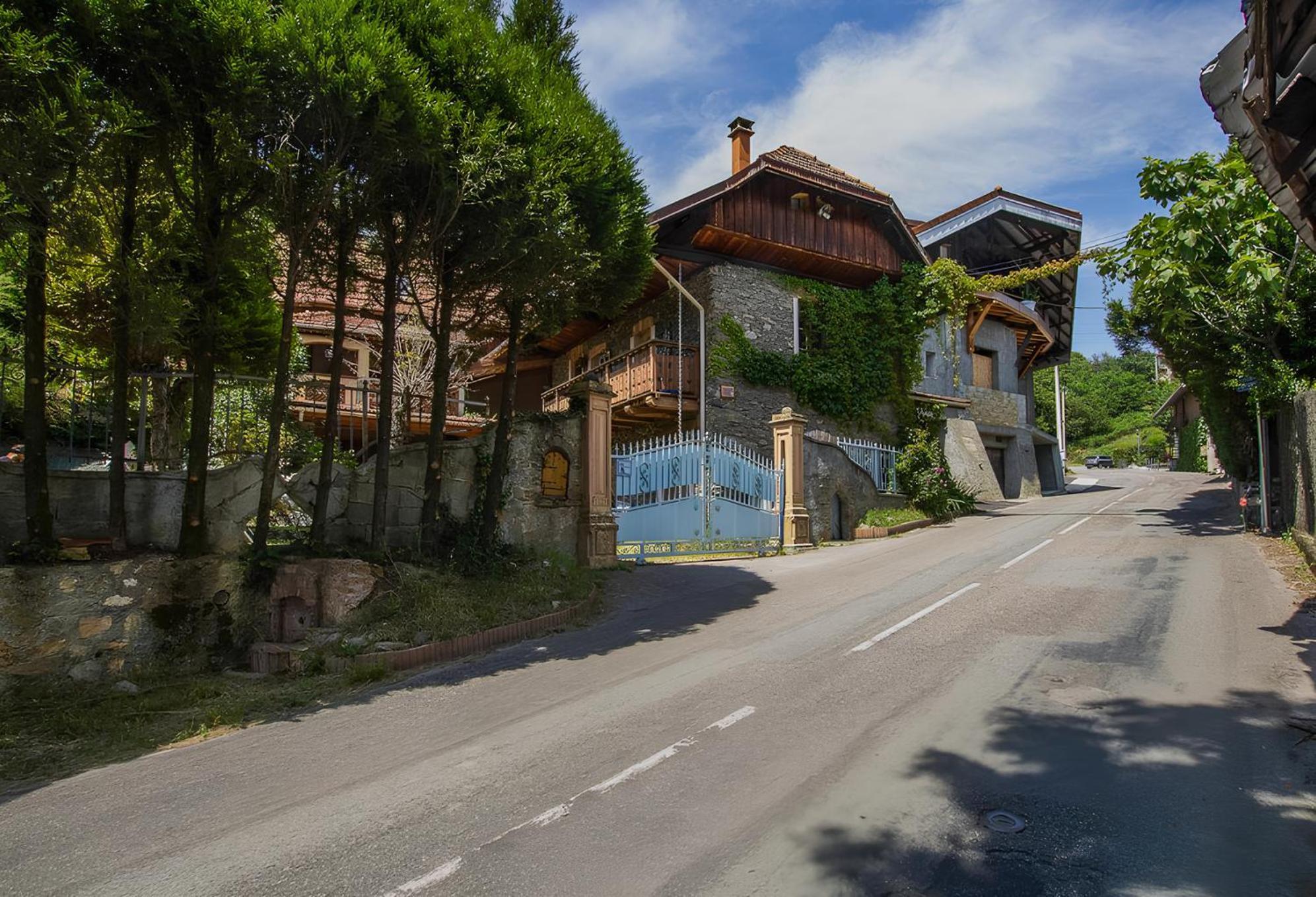 Beau Duplex 54M2, Classe 3 Etoiles Et Label "Gite De France" 5Min Centre, 15Min Gare Climatisation, Calme, 2 Chambres, Netflix Wifi, Tv 140Cms, Parking, Boite A Cles Arrivee Tardive - Gites La Tarine - Albertville Exterior photo